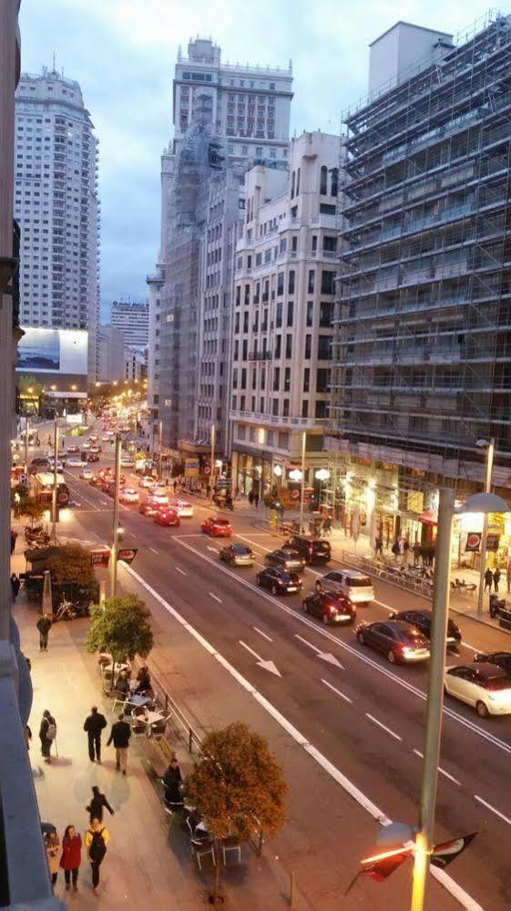 Hostal Buenos Aires Madrid Exterior foto